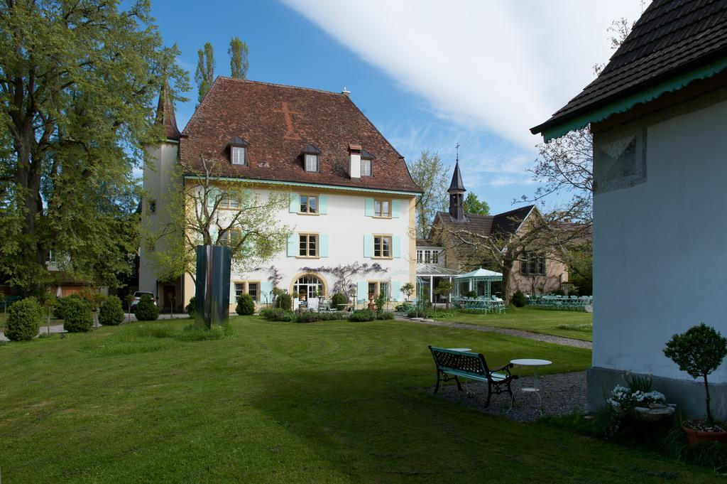 Schloss Ueberstorf - Tafeln, Tagen, Traeumen Экстерьер фото